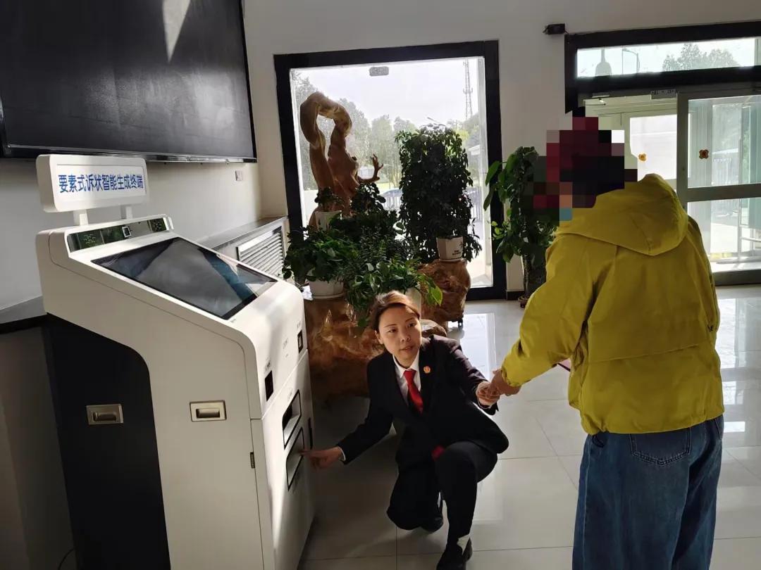 智能终端破解诉状撰写难题,兵团这家法院要素化服务让司法便民“跑”更快